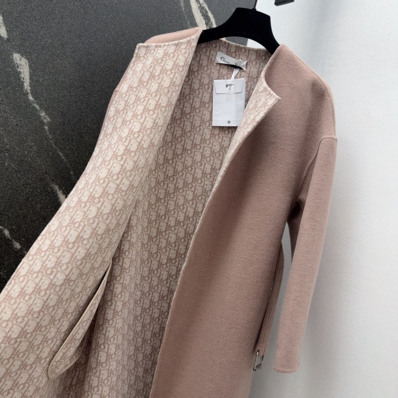 chr1st1an D10r outwear